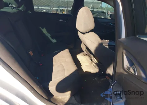 2018 Chevrolet Malibu Lt из США, поврежденный, VIN 1G1ZD5ST3JF125128